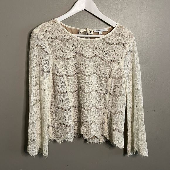 Lot of 6 Women’s Blouse Top Shirts Pink Blue Black size Small - Picture 4 of 15